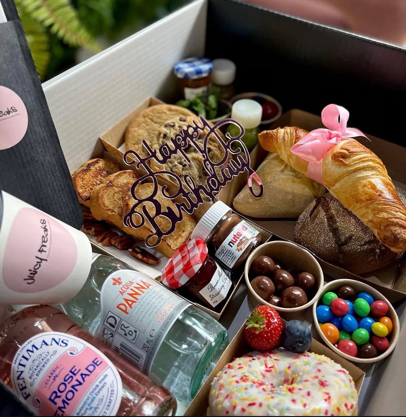 Happy Birthday breakfast box